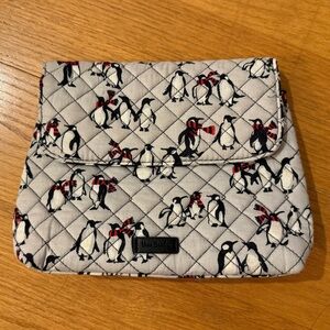 Vera Bradley 5 Brush Makeup Cosmetic Bag Playful Penguins Gray